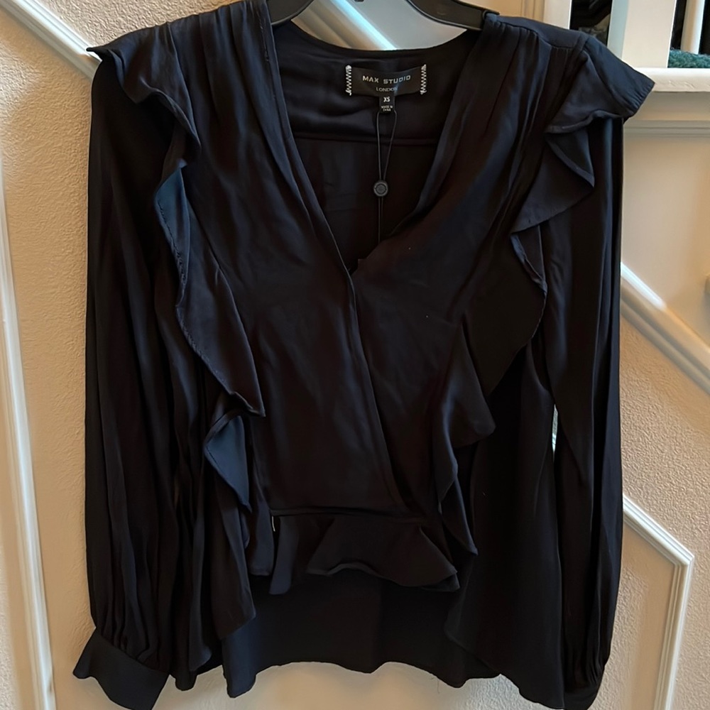 Max studio top x small-small